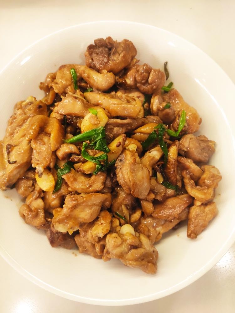 盐焗鸡块成品图