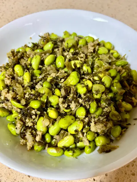 雪菜肉末炒毛豆