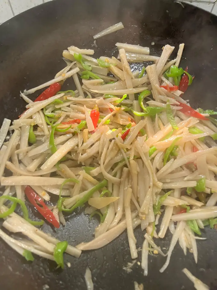 酸辣泡椒藕丝 第 4 步