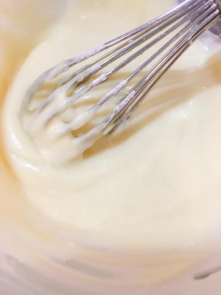 六寸戚风蛋糕 第 4 步