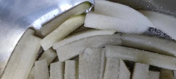 昆明风味腌萝卜条 第 16 步
