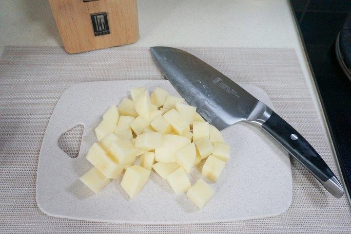 香肠土豆焖饭 第 8 步