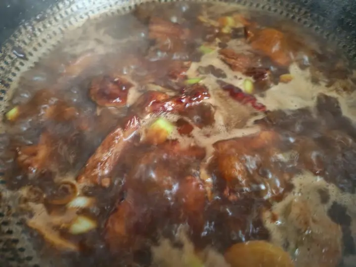 红烧肋排炖土豆 第 6 步