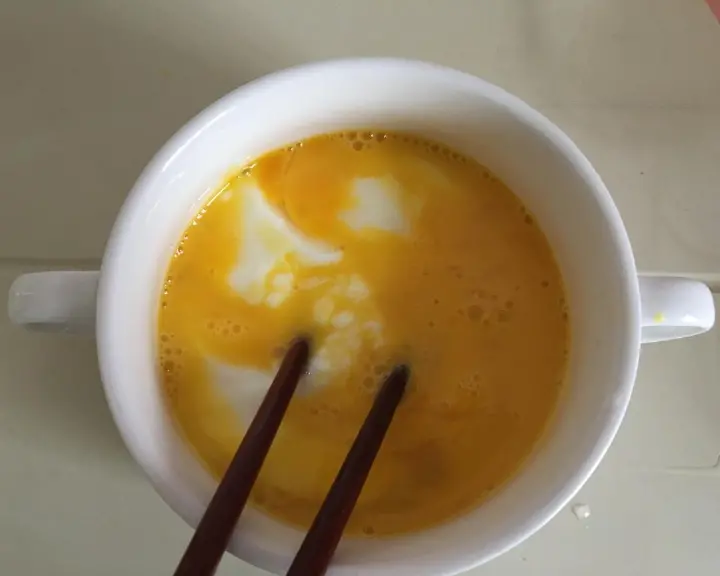 微波炉燕麦鸡蛋糕 第 3 步
