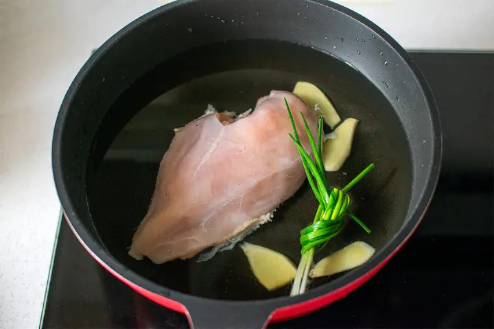 腐乳凉拌豆芽鸡丝 第 3 步