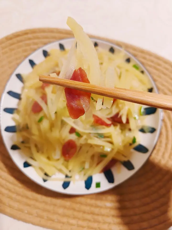 土豆丝炒腊肠 第 6 步