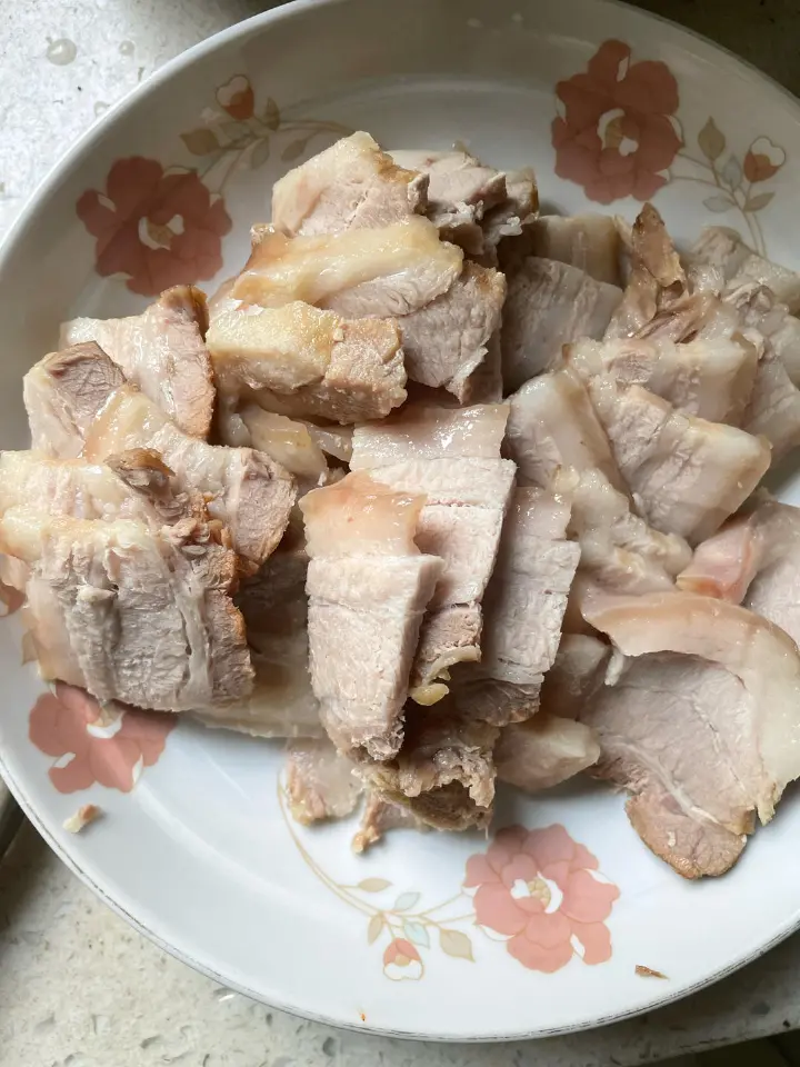 蒜苗回锅肉 第 3 步