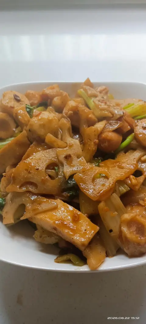 干锅藕片芹菜杂八串