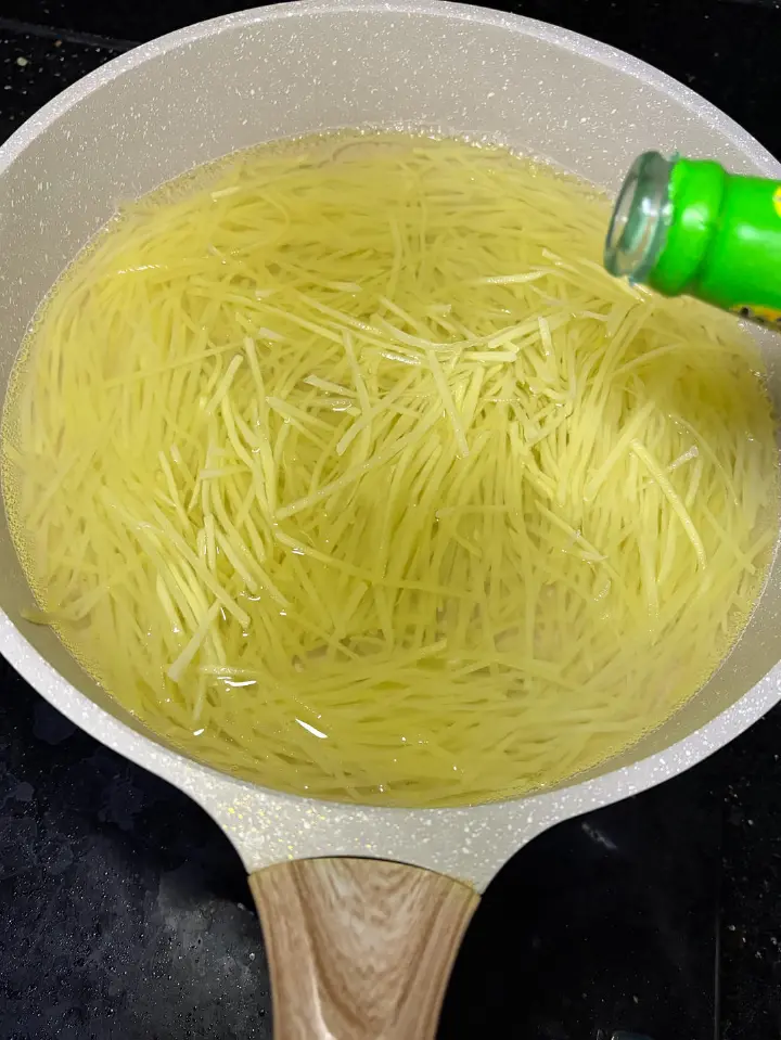酸辣土豆丝 第 3 步