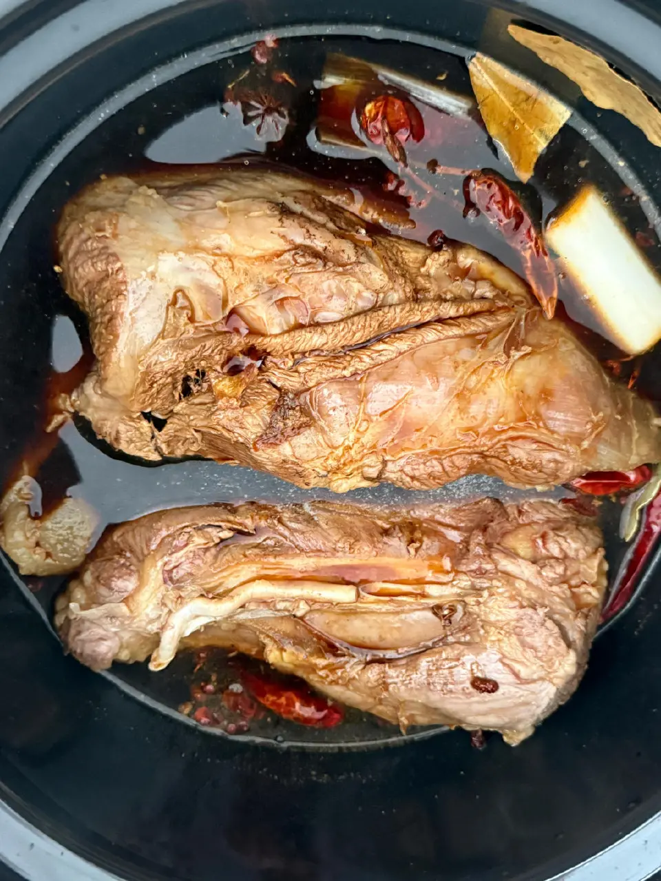 电饭锅卤牛腱子成品图