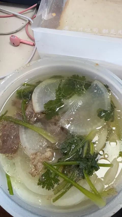 微波炉萝卜牛肉汤