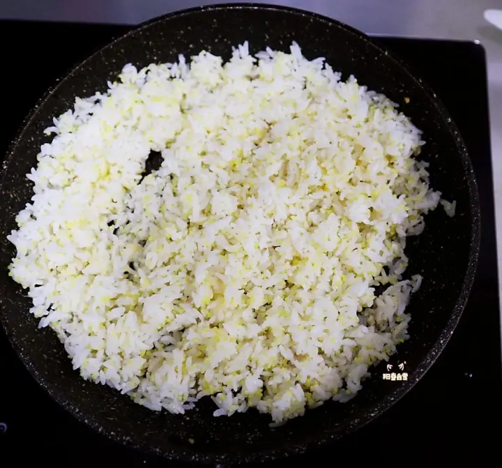 酱油炒饭 第 3 步