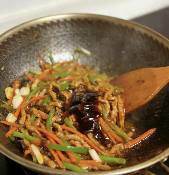 鱼香肉丝 第 4 步