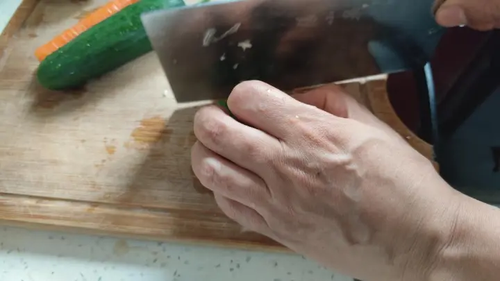 家常时蔬炒肉 第 3 步