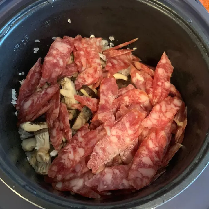 电饭煲煲仔饭 第 5 步