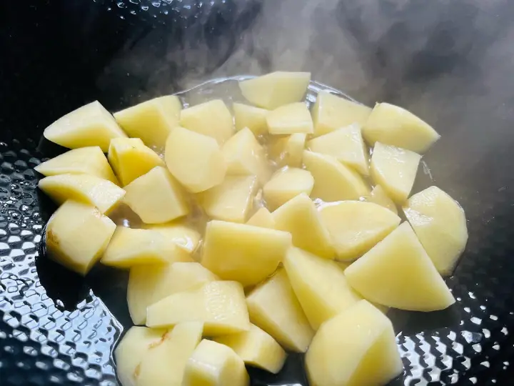 豆角土豆炖排骨 第 4 步