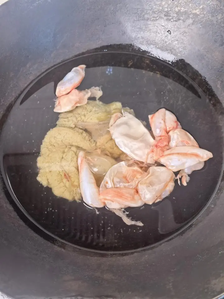 鱼籽鱼泡烧豆腐 第 2 步