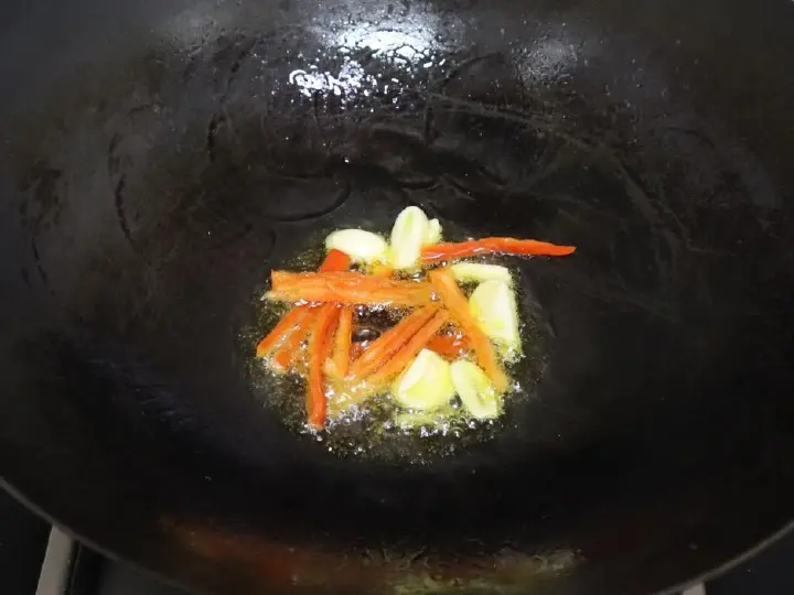 醋溜绿豆芽 第 3 步