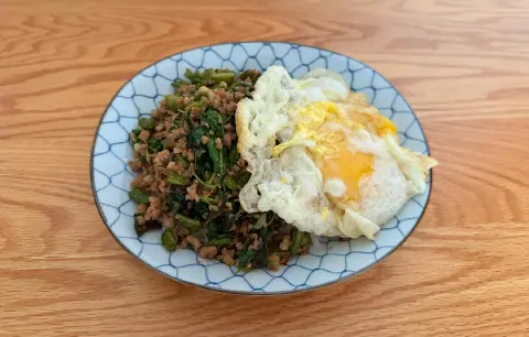泰式打抛猪肉饭
