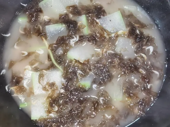 冬瓜紫菜虾皮汤 第 2 步
