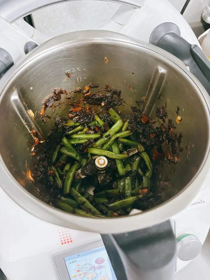 梅干菜炒四季豆 第 10 步