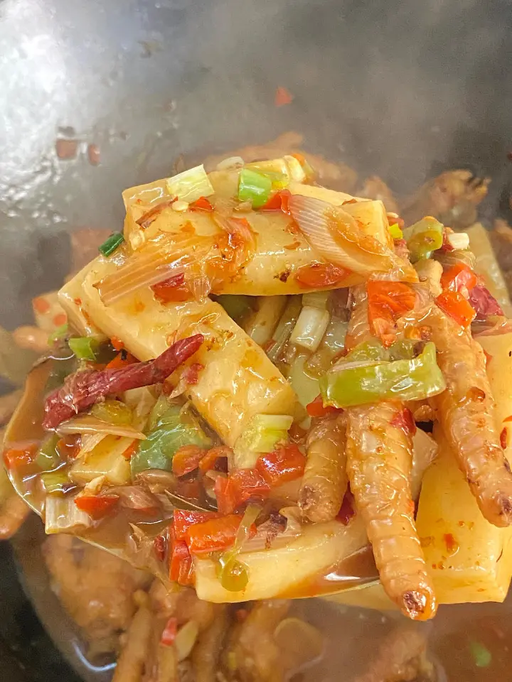 辣鸡爪烧年糕 第 4 步