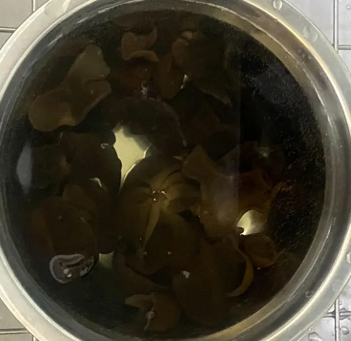 青椒炒木耳 第 1 步