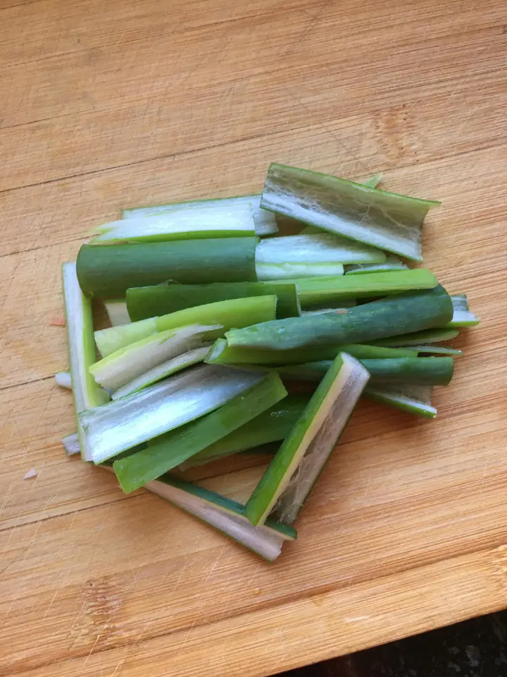 小炒蟹味菇 第 3 步