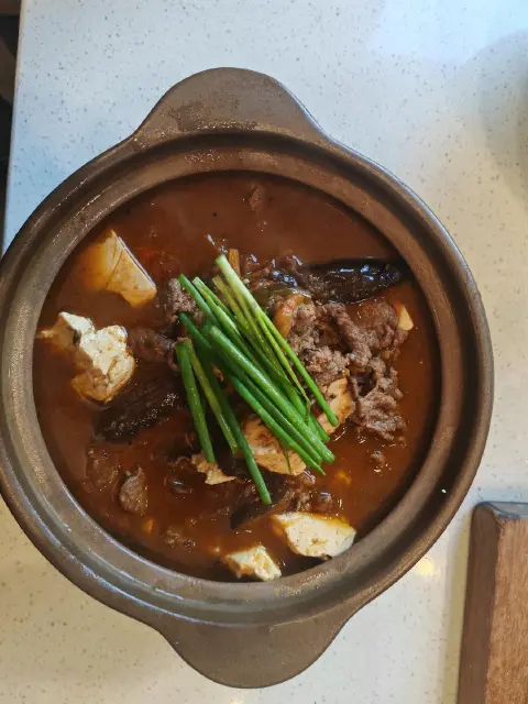 烧椒牛肉煲
