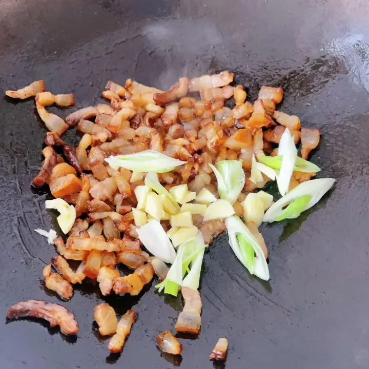 酱腊肉炒佛手瓜 第 6 步