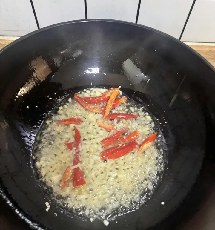 广式腐乳炒通心菜 第 5 步