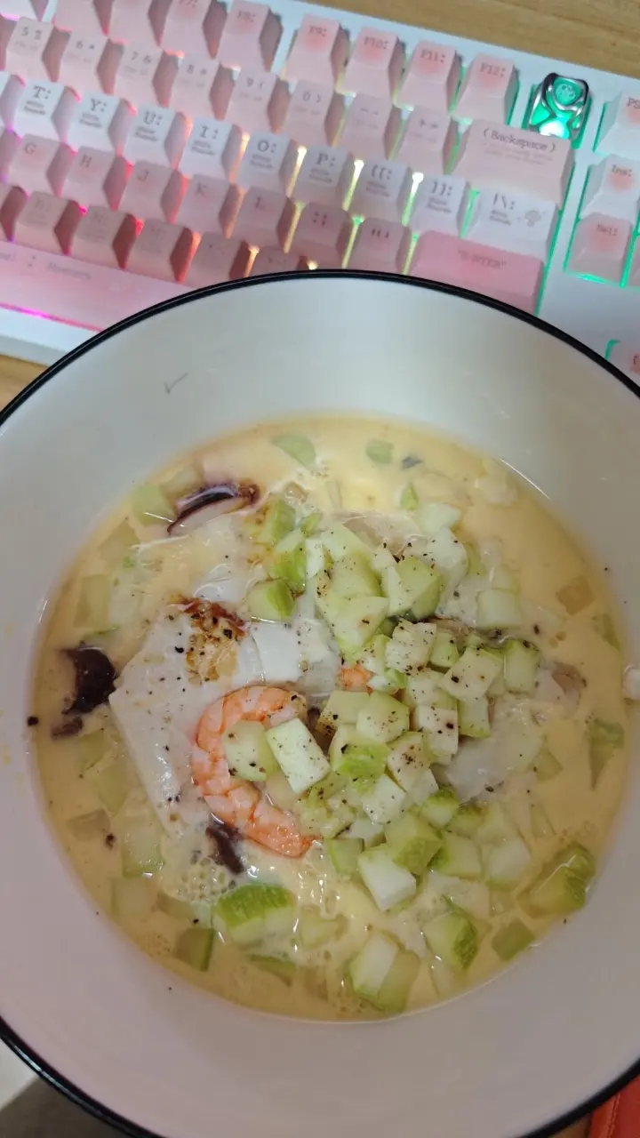 香菇海鲜豆腐蒸蛋 第 4 步