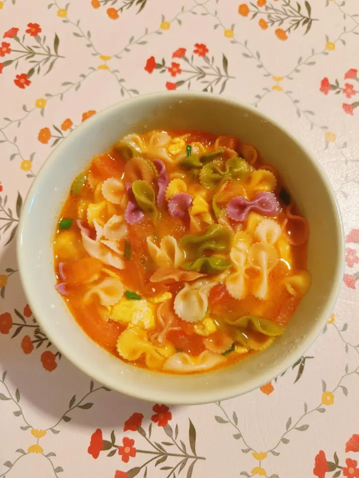 西红柿鸡蛋蝴蝶面 第 9 步