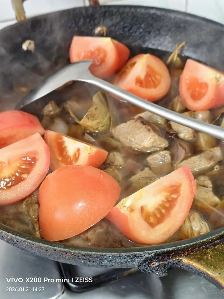 西红柿炖牛肉 第 8 步