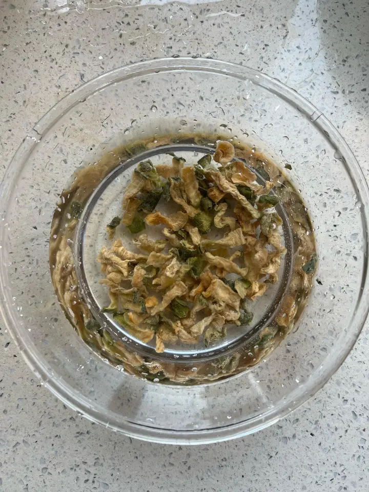 香辣萝卜干 第 2 步