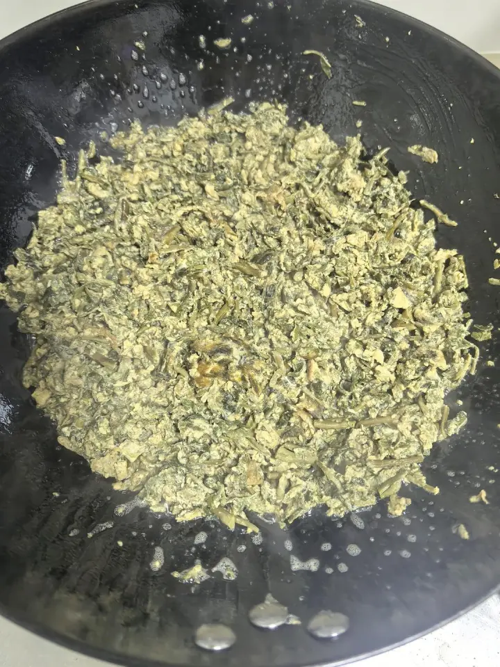 香椿炒鸡蛋 第 4 步