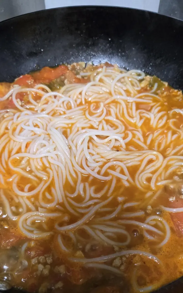 酸汤肉糜米线 第 10 步