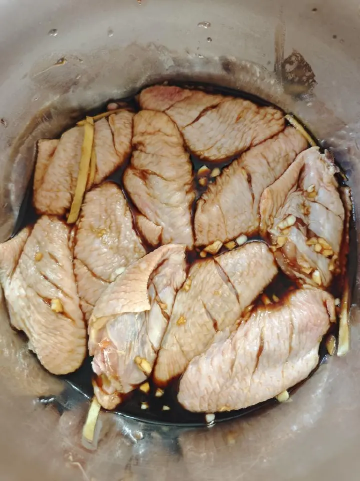 红烧鸡翅 第 1 步