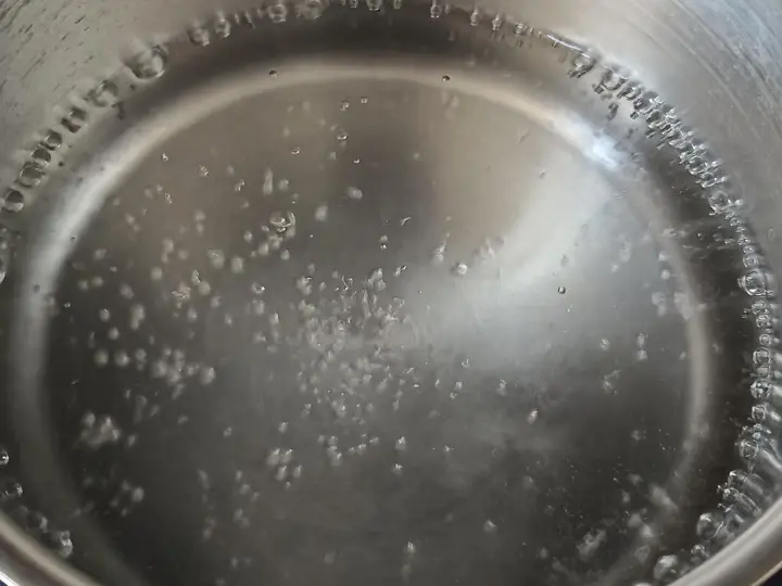 荠菜炒年糕 第 2 步