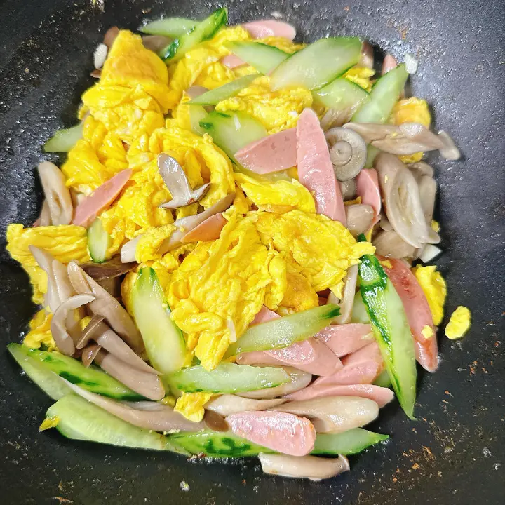 菌菇火腿炒鸡蛋 第 27 步