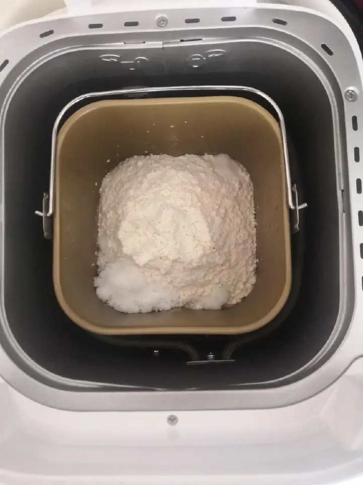 面包机基础吐司 第 2 步