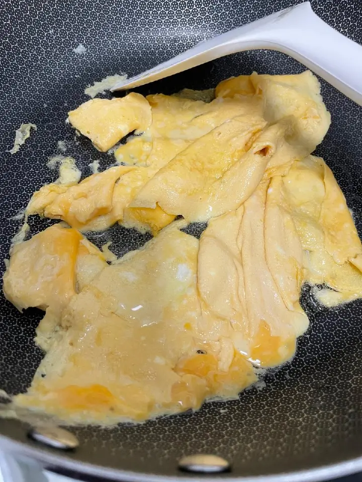 黄瓜炒鸡蛋 第 2 步