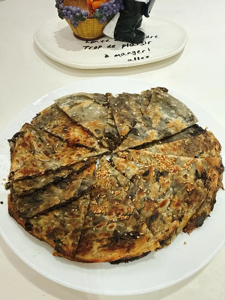 手抓饼版梅干菜饼 第 18 步