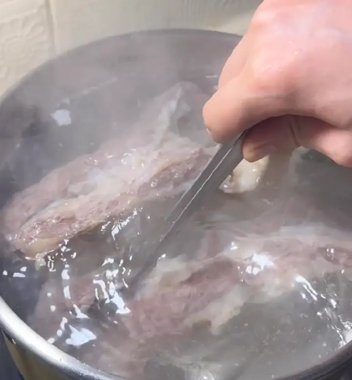 清汤牛腩 第 3 步