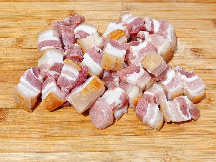 板栗烧肉 第 2 步