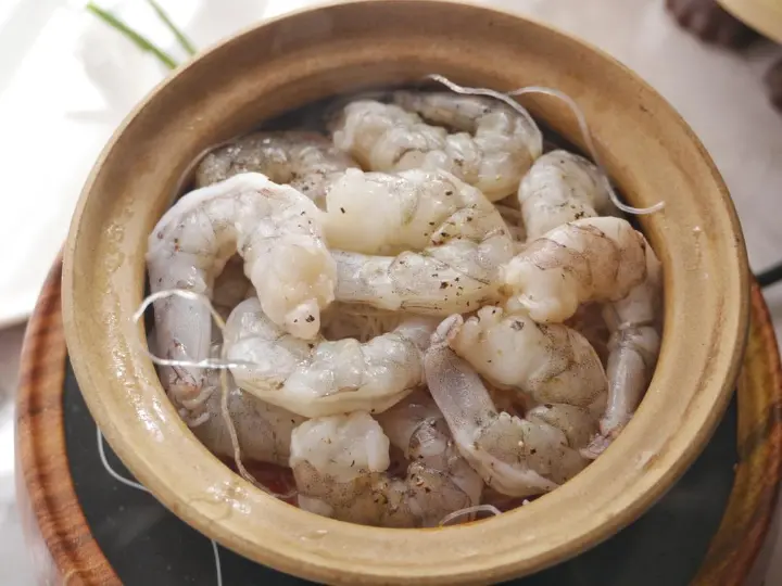 番茄鲜虾粉丝煲 第 8 步