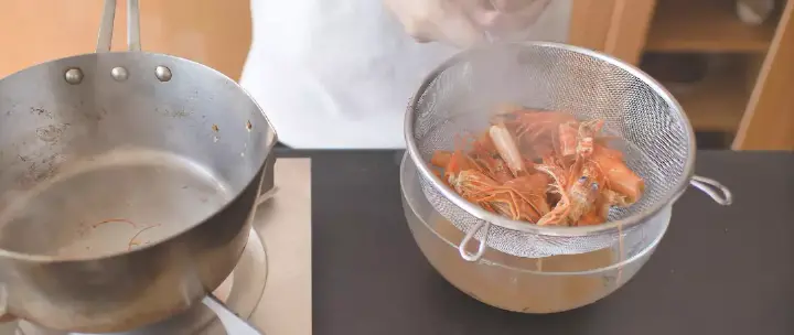 鲜虾粉丝煲 第 7 步