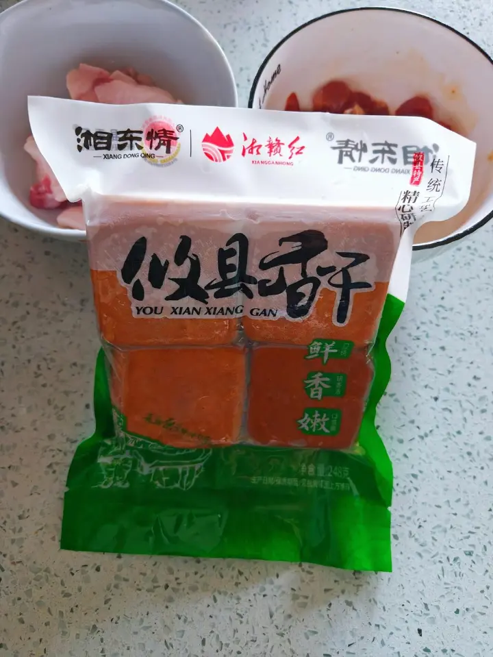 小炒攸县香干 第 3 步