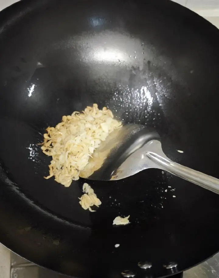 虾皮炒冬瓜 第 2 步