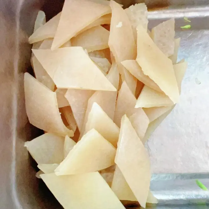 干豆角炒猪皮 第 3 步